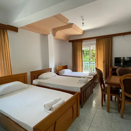 Roma Hotel Sarande